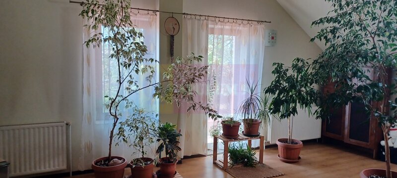 Joita, vila 5 camere 187 mp utili + garaj, terasa, pivnita, curte 578